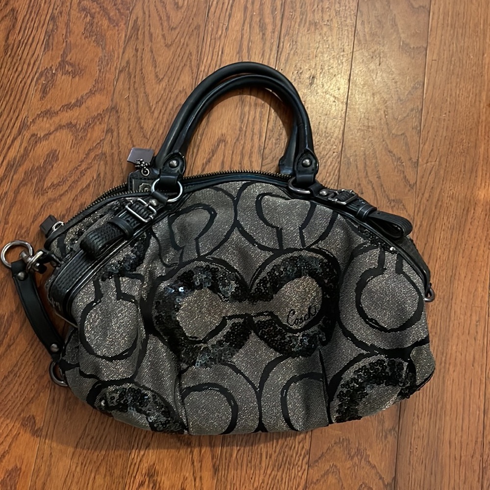 Coach Handbag - Picture 2 of 5